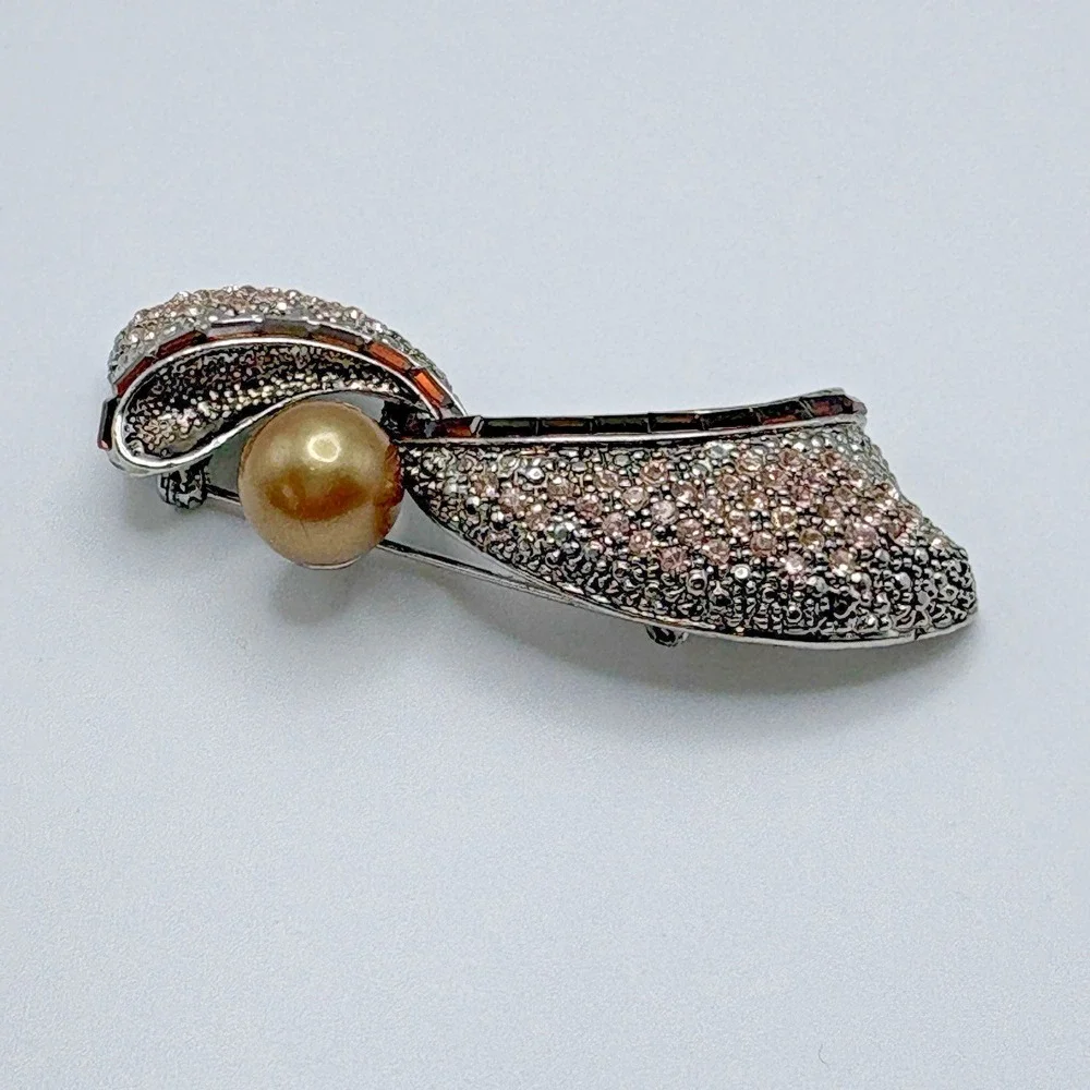 Vintage Rhinestone Brooch Faux Pearl Baguettes Champagne Pave Retro Pendant